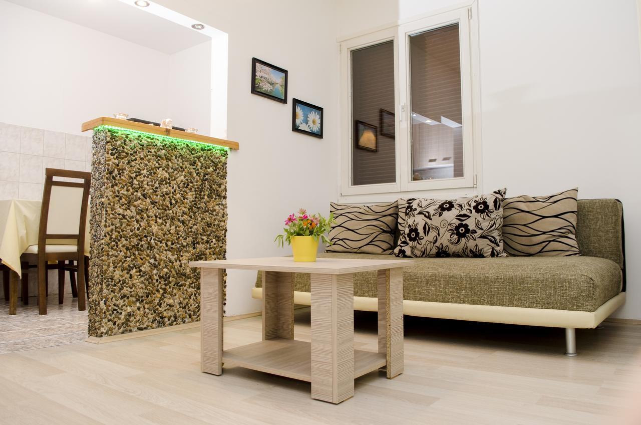 Villa Re3Ca سكوبجي المظهر الخارجي الصورة